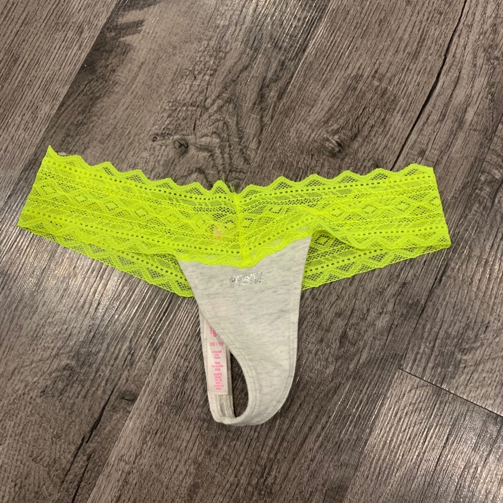 NWOT Victoria’s Secret PINK thong